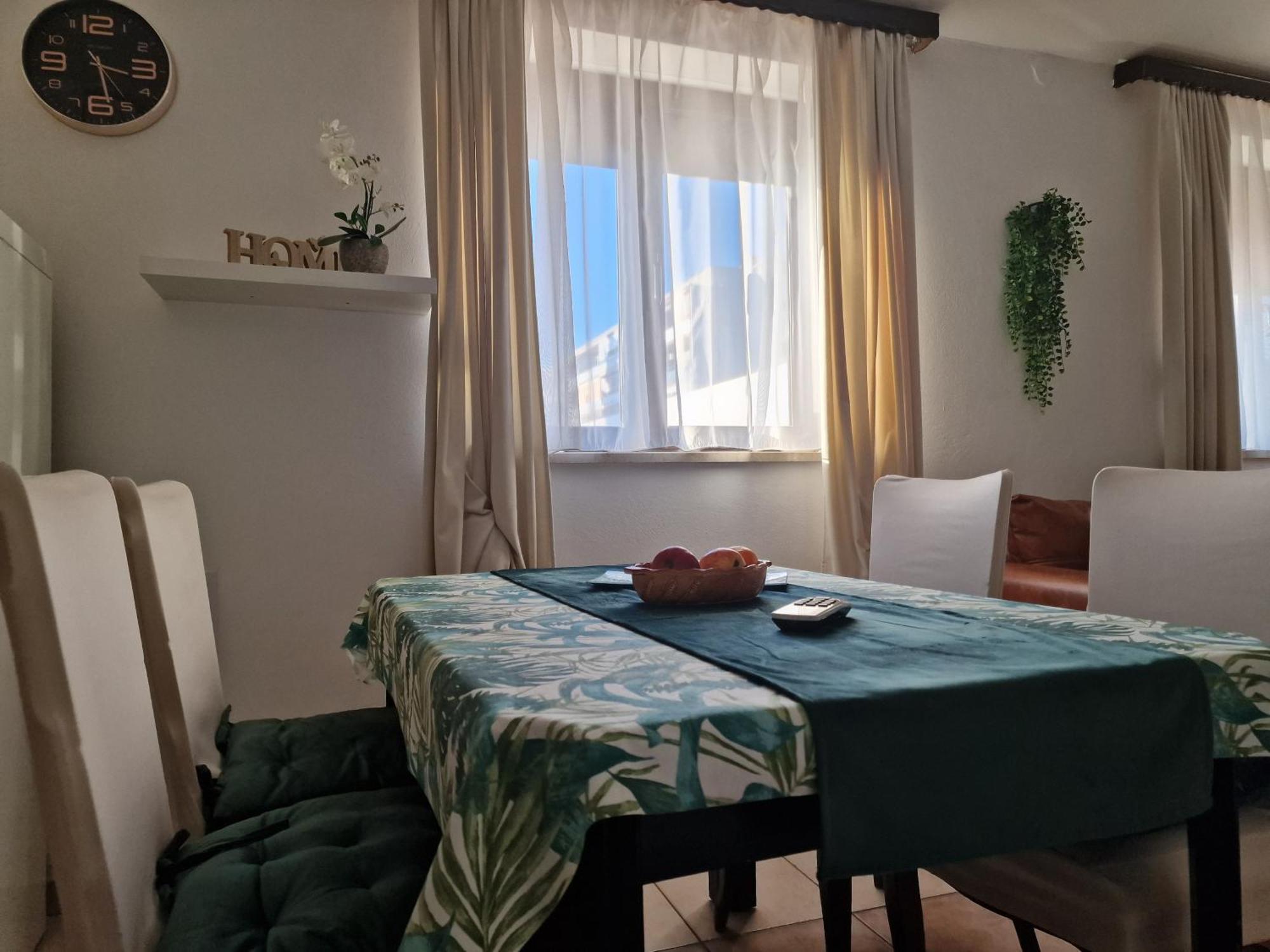 Paradise Apartment